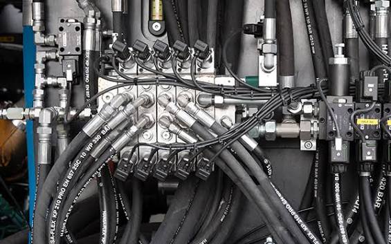 Hydraulic hose range